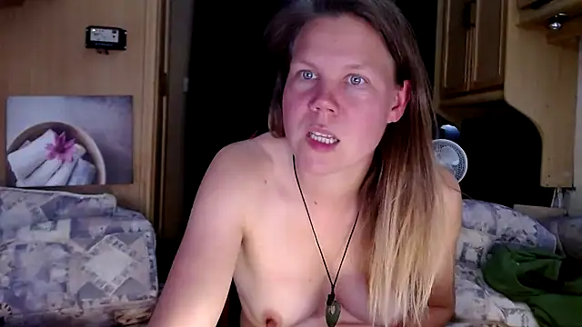 CallMeMaria online show from 17, 1, 2025