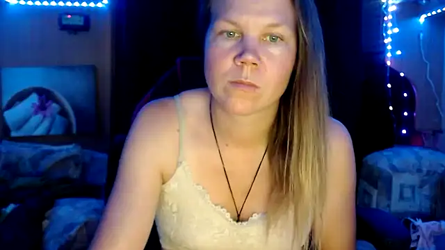 CallMeMaria online show from 28, 1, 2025