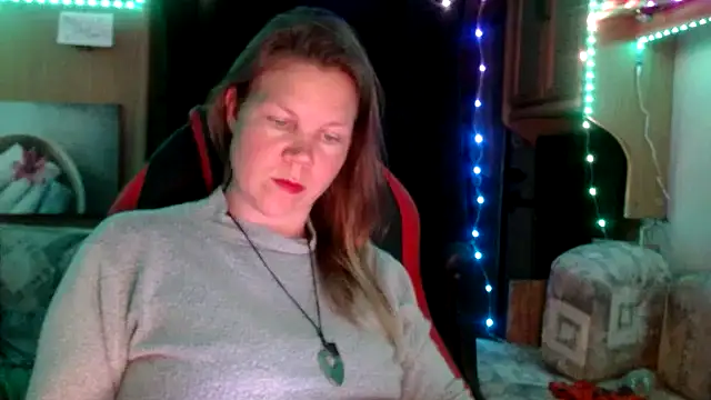 CallMeMaria online show from 7, 2, 2025