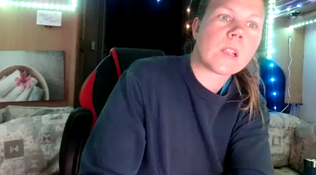 CallMeMaria online show from 11, 2, 2025