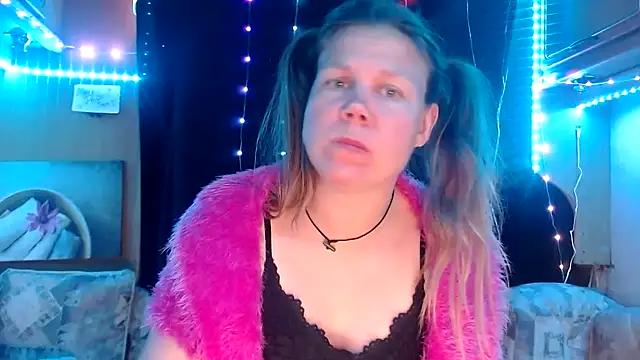 CallMeMaria online show from 18, 2, 2025