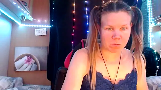 CallMeMaria online show from 7, 3, 2025