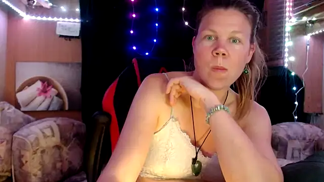 CallMeMaria online show from 12, 3, 2025