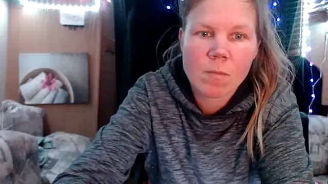 CallMeMaria online show from 15, 3, 2025