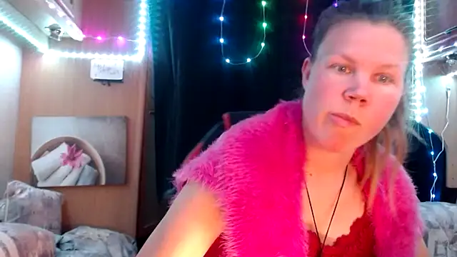 CallMeMaria online show from 16, 3, 2025