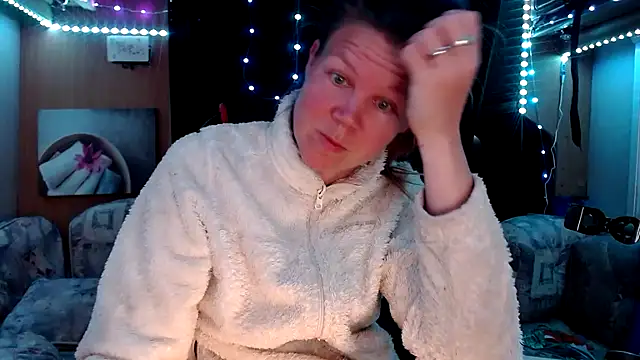 CallMeMaria online show from 21, 3, 2025