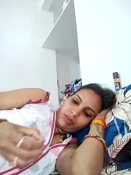 Snapshot of Hotty-Nidhi chatting on 11, 3, 2025 Hotty-Nidhi online show from 11, 3, 2025