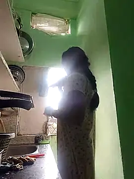 Snapshot of Hotty-Nidhi chatting on 24, 11, 2025 Hotty-Nidhi online show from 24, 11, 2025