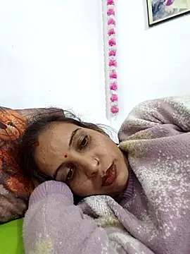 Snapshot of Hotty-Nidhi chatting on 3, 12, 2025 Hotty-Nidhi online show from 3, 12, 2025