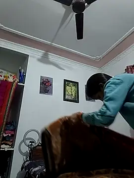 Snapshot of Hotty-Nidhi chatting on 6, 2, 2026 Hotty-Nidhi online show from 6, 2, 2026