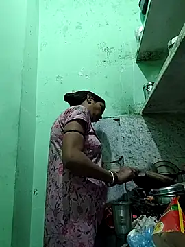 Snapshot of Hotty-Nidhi chatting on 25, 2, 2026 Hotty-Nidhi online show from 25, 2, 2026