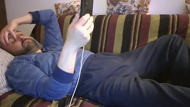 maxxxio12 online show from 23, 4, 2026