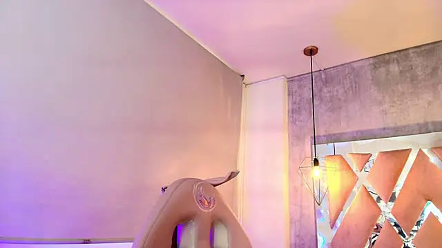 Snapshot of adara_evanss chatting on 8, 10, 2025 adara evanss online show from 8, 10, 2025