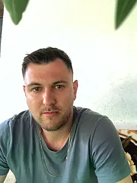 hugedickedd online show from 14, 5, 2026