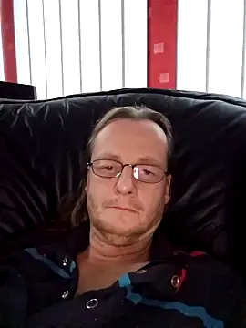 namorreyeb1 online show from 24, 12, 2024