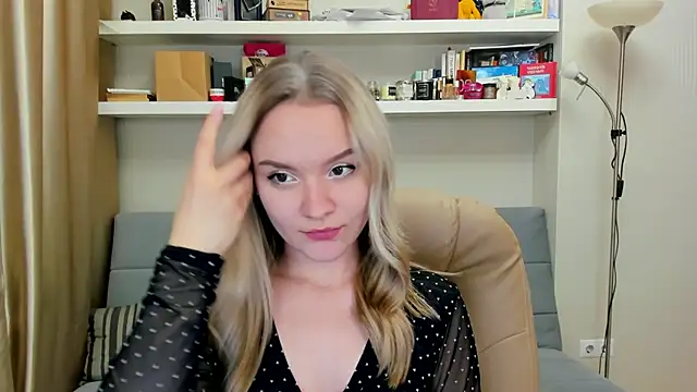 Snapshot of Kara_Smith_ chatting on 2, 12, 2024 Kara Smith online show from 2, 12, 2024