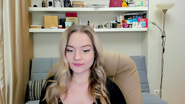 Snapshot of Kara_Smith_ chatting on 22, 1, 2025 Kara Smith online show from 22, 1, 2025