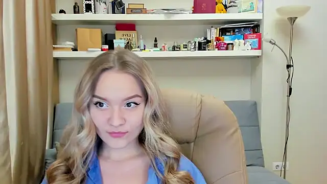 Snapshot of Kara_Smith_ chatting on 29, 1, 2025 Kara Smith online show from 29, 1, 2025