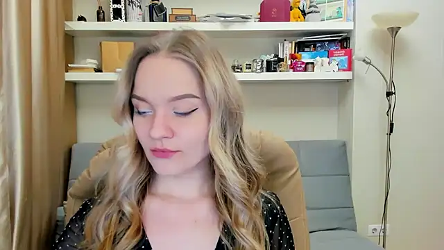 Snapshot of Kara_Smith_ chatting on 31, 1, 2025 Kara Smith online show from 31, 1, 2025