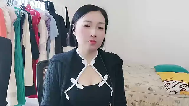 Snapshot of Rachel-6600 chatting on 4, 11, 2025 Rachel-6600 online show from 4, 11, 2025