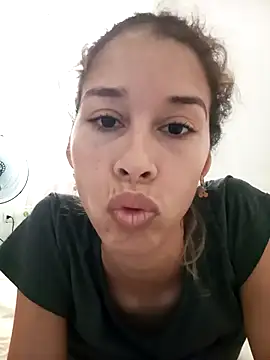 Snapshot of Sexi_girl29 chatting on 25, 5, 2026 Sexi girl29 online show from 25, 5, 2026