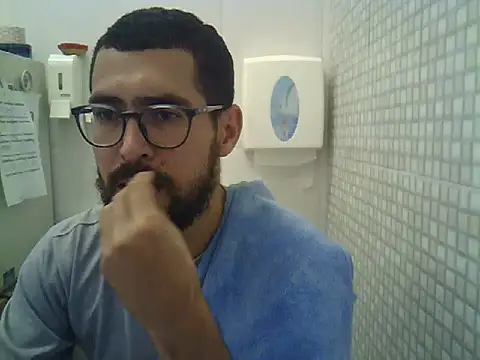 Snapshot of pdasgyn chatting on 12, 11, 2025 pdasgyn online show from 12, 11, 2025