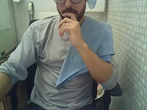 pdasgyn online show from 10, 3, 2026