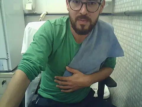 Snapshot of pdasgyn chatting on 20, 7, 2026 pdasgyn online show from 20, 7, 2026