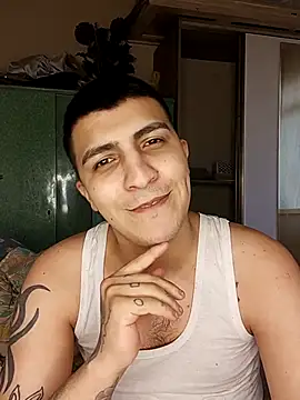 Snapshot of Kadir1320@xh chatting on 11, 3, 2025 Kadir1320xh online show from 11, 3, 2025