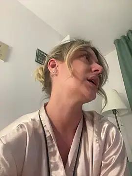 AnnastasiaMills online show from 30, 6, 2026