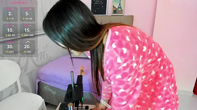 Snapshot of Tania_Duque chatting on 20, 9, 2025 Tania Duque online show from 20, 9, 2025