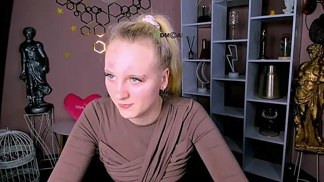 madam uliis online show from 5, 3, 2026