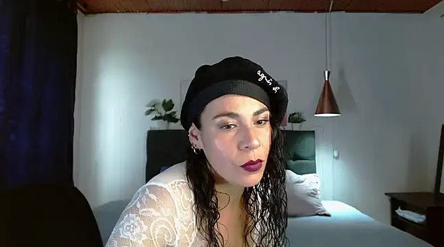 Snapshot of mia_velvet1 chatting on 13, 3, 2025 mia velvet1 online show from 13, 3, 2025