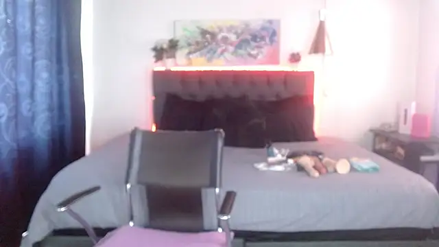 Snapshot of mia_velvet1 chatting on 11, 10, 2025 mia velvet1 online show from 11, 10, 2025