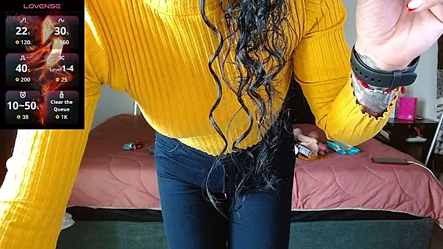 Snapshot of mia_velvet1 chatting on 17, 10, 2025 mia velvet1 online show from 17, 10, 2025