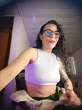 Snapshot of mia_velvet1 chatting on 13, 7, 2026 mia velvet1 online show from 13, 7, 2026