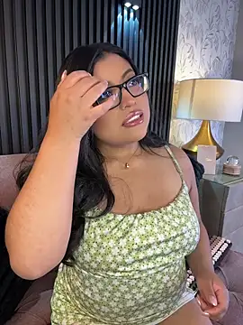 Snapshot of Alexa_Madisson chatting on 20, 4, 2026 Alexa Madisson online show from 20, 4, 2026