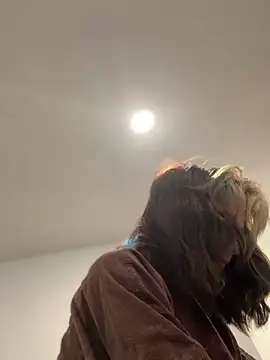 2brokegirlz online show from 9, 9, 2025