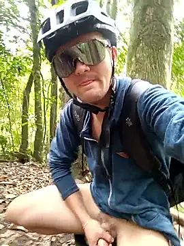 Snapshot of JuanMaty chatting on 24, 11, 2025 JuanMaty online show from 24, 11, 2025