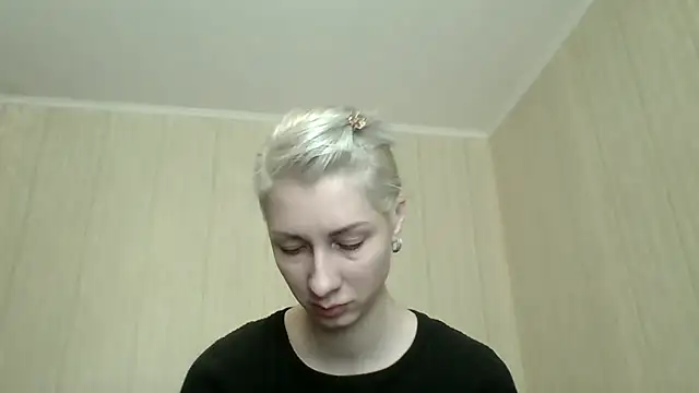 Snapshot of _Black-Panther_ chatting on 11, 7, 2026 Black-Panther online show from 11, 7, 2026