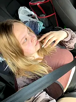 Snapshot of IMHORNYWET chatting on 12, 9, 2025 IMHORNYWET online show from 12, 9, 2025