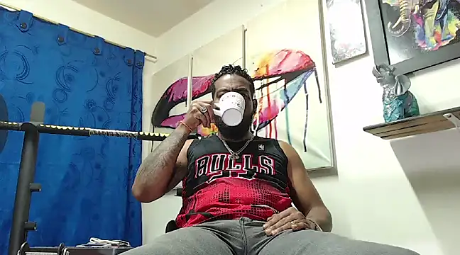 BladeFoxxx1 online show from 17, 3, 2025