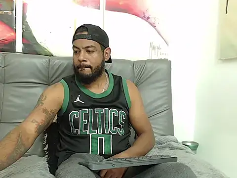 BladeFoxxx1 online show from 3, 11, 2025