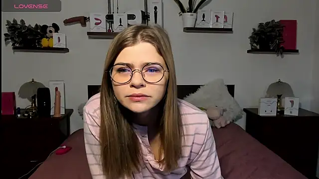 HaleyReedme online show from 2, 2, 2026