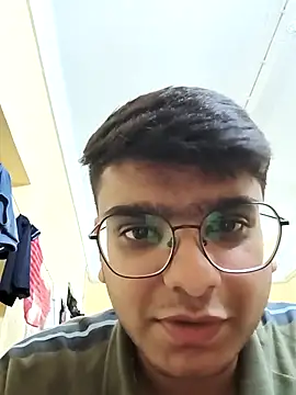 Snapshot of sutfvkii chatting on 12, 3, 2025 sutfvkii online show from 12, 3, 2025