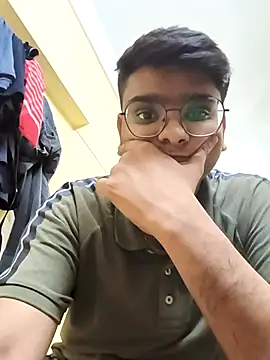 Snapshot of sutfvkii chatting on 12, 3, 2025 sutfvkii online show from 12, 3, 2025