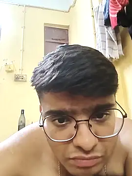 Snapshot of sutfvkii chatting on 13, 3, 2025 sutfvkii online show from 13, 3, 2025