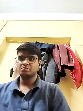 Snapshot of sutfvkii chatting on 22, 3, 2025 sutfvkii online show from 22, 3, 2025