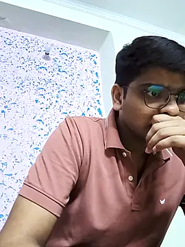 Snapshot of sutfvkii chatting on 18, 9, 2025 sutfvkii online show from 18, 9, 2025