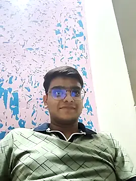 Snapshot of sutfvkii chatting on 22, 9, 2025 sutfvkii online show from 22, 9, 2025